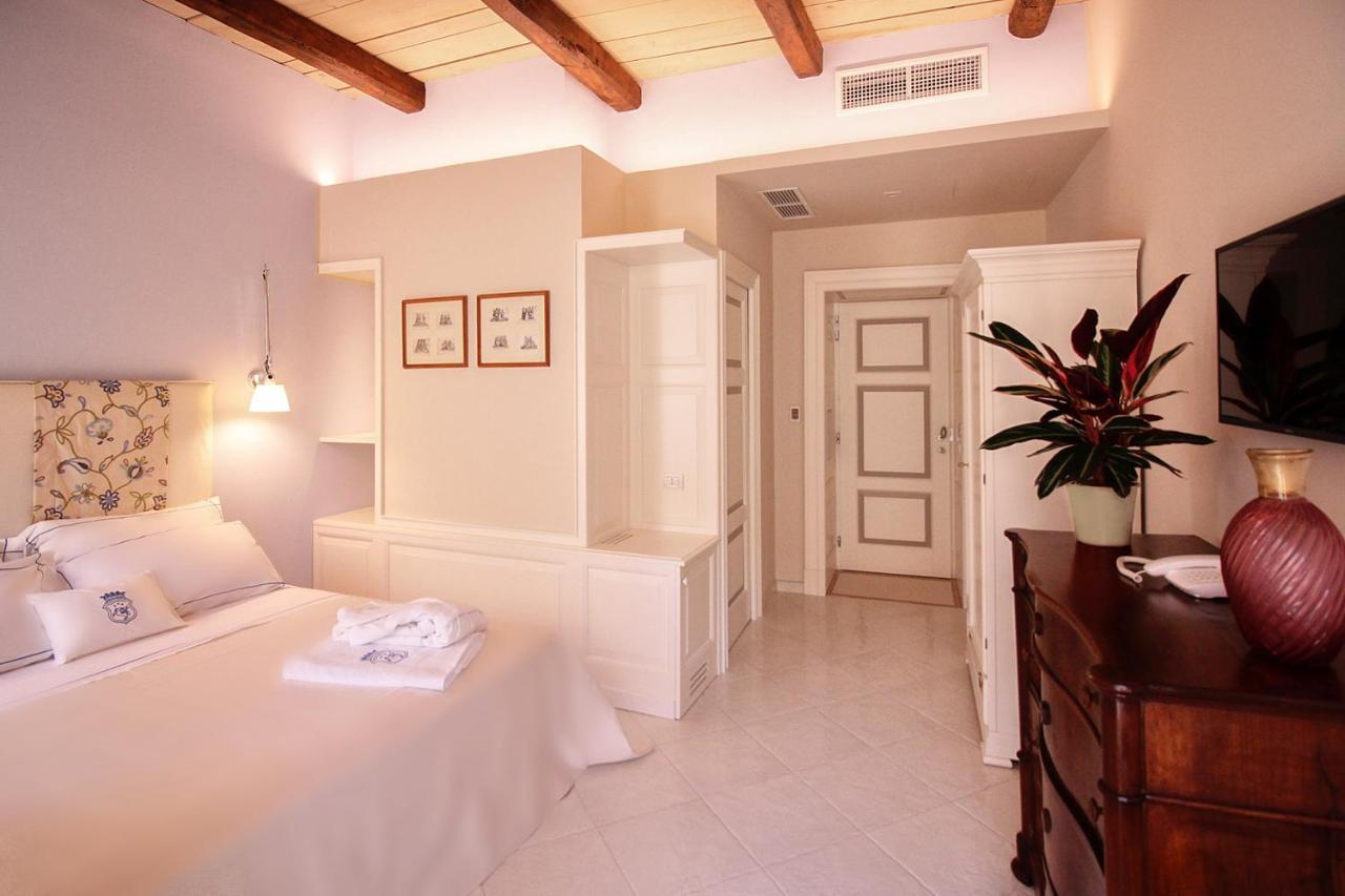 Hotel Palazzo Mottola Tropea Extérieur photo